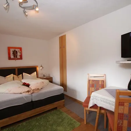 ゲストハウス Granat