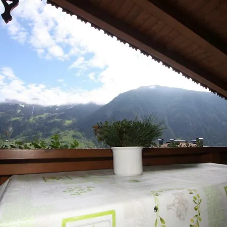 Casa de hóspedes Granat 4*