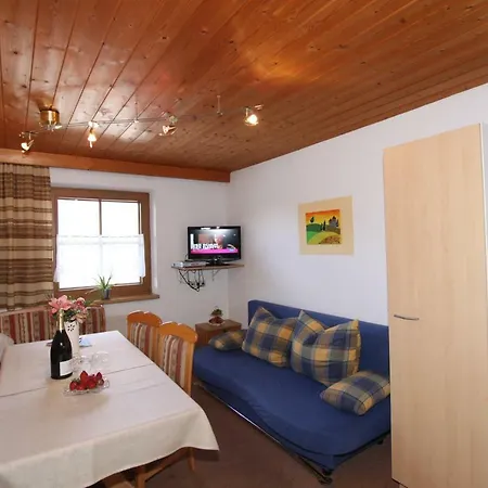 Granat Πανσιόν 4*