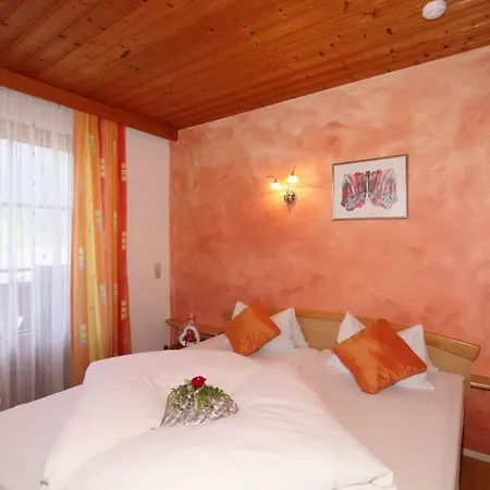 Casa de hóspedes Granat 3*