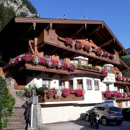 Granat Gasthuis Mayrhofen