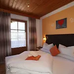 Granat Gæstehus 4*
