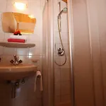 Granat Gæstehus 4*